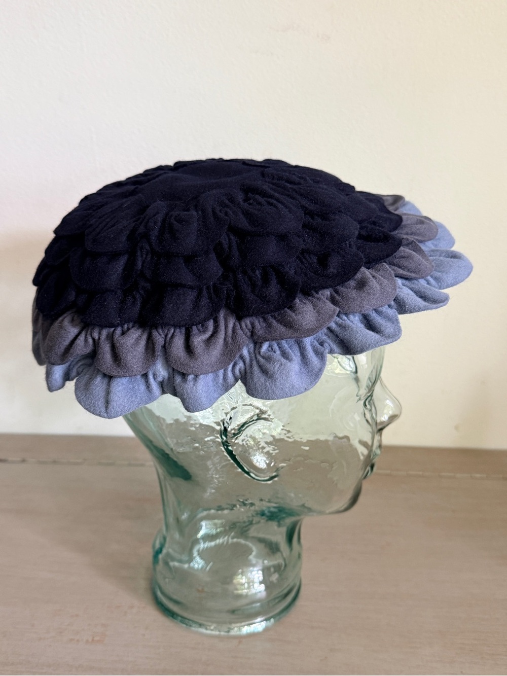 1950s Laddie Northridge Custom Calot Cocktail Hat Blue Ombre Wool Petals